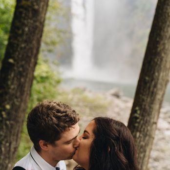 Mint Hair Studio - Hair Salons Near Me - Seattle, Washington Mint Hair Studio - Hair Salons Near Me - Seattle, Washington
