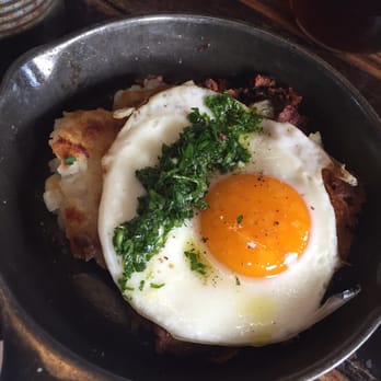 Manhattan Beach Post - Corned Beef Hash - New American Near Me - Manhattan Beach, California