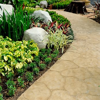 Mountain Heights Lawn Care - a pathway in a garden - Landscaping Near Me - Birmingham, Alabama Mountain Heights Lawn Care - a pathway in a garden - Landscaping Near Me - Birmingham, Alabama