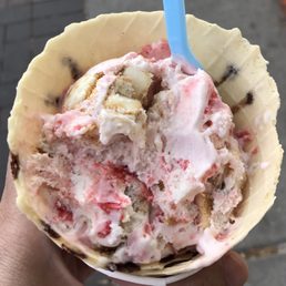 Strawberry Cheesecake Ice Cream