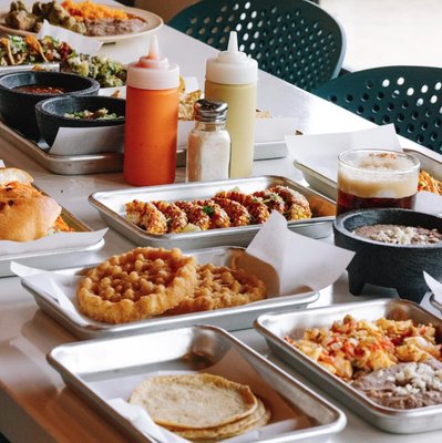 Tacos El Metro by null