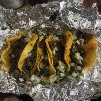 Taqueria Mirandas - Tacos de bistek y pastor - Tacos Near Me - Houston, Texas