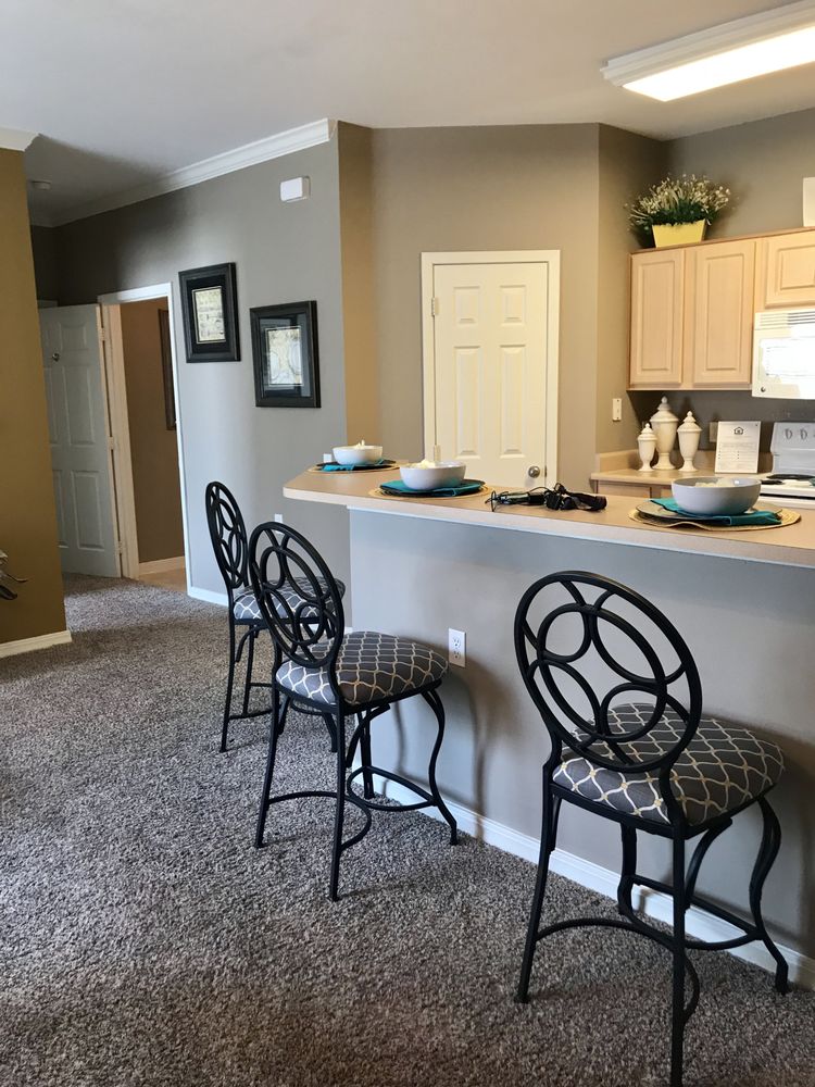 LEXINGTON PLACE Updated September 2024 16 Photos 1301