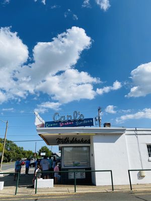 Carl's Frozen Custard by null