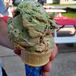 Hayden's Diner & Ice Cream - Hayden's Diner - medium two-scoop cone, Camo-Cream.