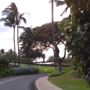 Maui Kamaole Rentals - entrance to condo complex, and our condo - Vacation Rentals Near Me - Kihei, Hawaii Maui Kamaole Rentals - entrance to condo complex, and our condo - Vacation Rentals Near Me - Kihei, Hawaii