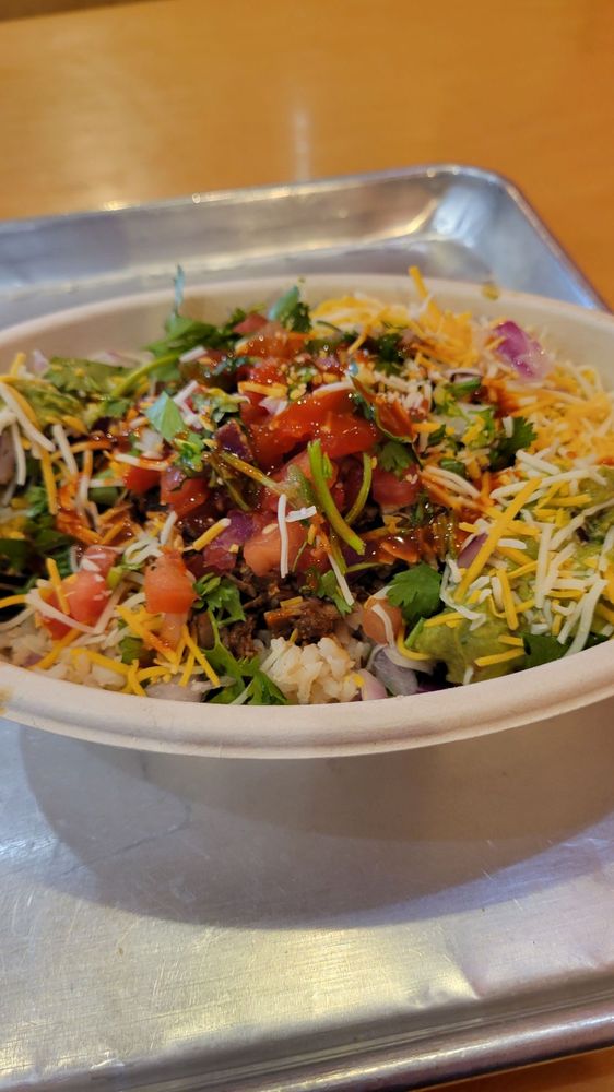 Salsarita's Fresh Mexican Grill — Mexican restaurant in Evansville
