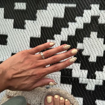 Kathy's Nails - Summer nails - Nail Salons Near Me - Live Oak, Texas