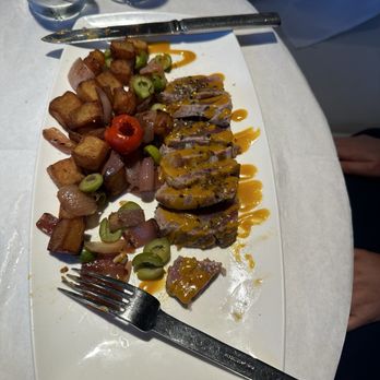PB Catch - Seared tuna steak - Seafood Near Me - Palm Beach, Florida PB Catch - Seared tuna steak - Seafood Near Me - Palm Beach, Florida