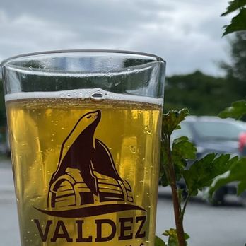 Valdez Brewing - Beer on the outside patio. - Breweries Near Me - Valdez, Alaska Valdez Brewing - Beer on the outside patio. - Breweries Near Me - Valdez, Alaska
