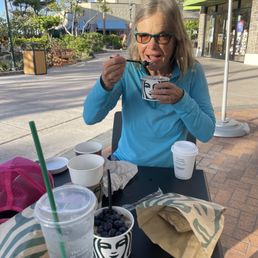 Best Starbucks breakfast!! Oatmeal and cup o Joe