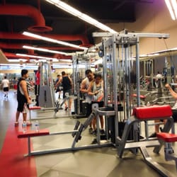 Student Recreation and Wellness Center - Spacious!