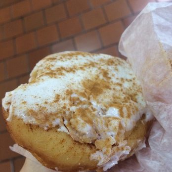 Pike Place Bakery - Apple donut - Bakeries Near Me - Seattle, Washington Pike Place Bakery - Apple donut - Bakeries Near Me - Seattle, Washington