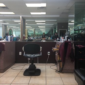 Beauty Express - Kim seat - Hair Salons Near Me - Houston, Texas