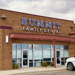 Summit Family Dental Rio Rancho - The front of Summit Family Dental at 7800 Carr Way NE, off Pat D'Arco Hwy in Rio Rancho.