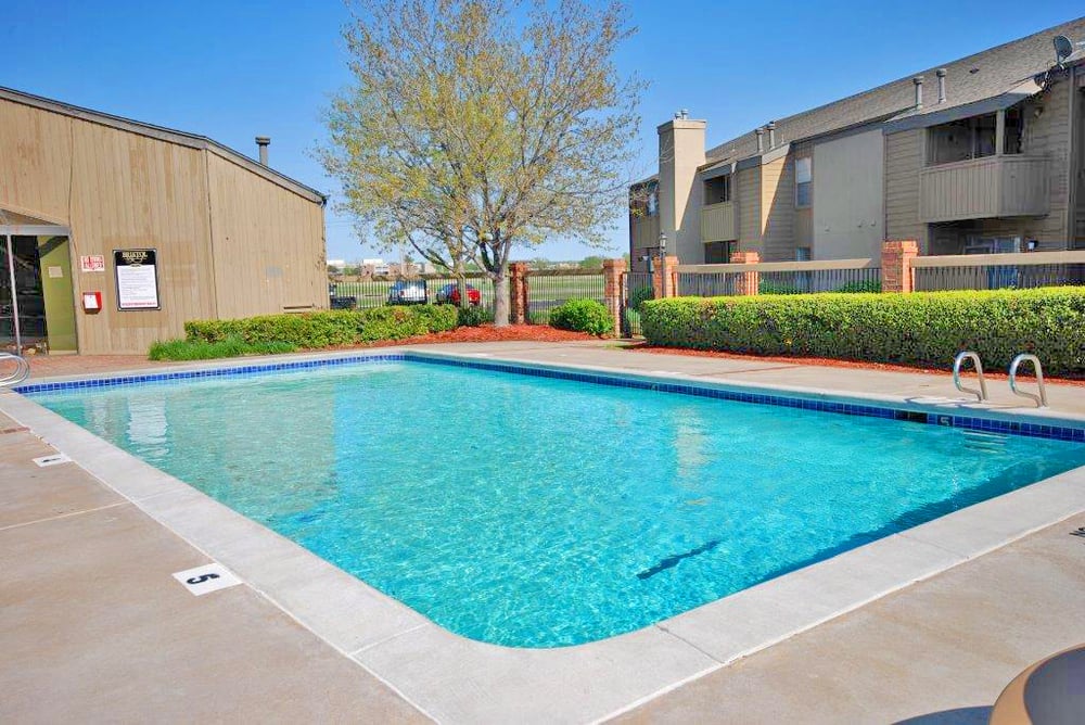 BRISTOL PARK APARTMENTS Updated September 2024 34 Photos & 10