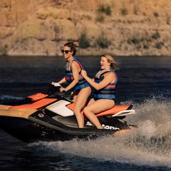 East Valley Jet Ski Rentals - Family on Jet Ski