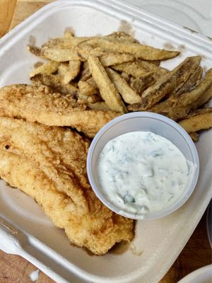 Woggy's Fish n Chips by null