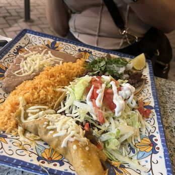Verde Avocado - One tostada, One taco and One Enchilada - Mexican Near Me - Skokie, Illinois