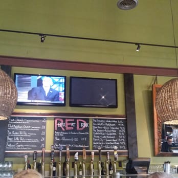Red Table - Nice bar with multiple taps - Gastropubs Near Me - Huntington Beach, California