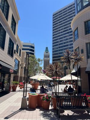 Frank H. Ogawa Plaza by null