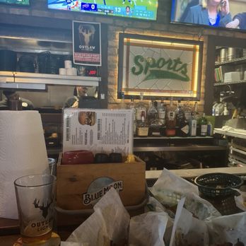 Sports Grill - Sunset - Wings - Sports Bars Near Me - Miami, Florida