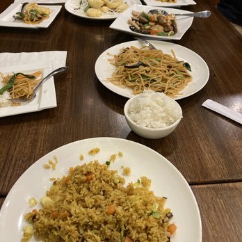 Veggie House - Curry fried rice, Taiwan noodles, mushrooms, salt and pepper tofu - Vegan Near Me - Chicago, Illinois Veggie House - Curry fried rice, Taiwan noodles, mushrooms, salt and pepper tofu - Vegan Near Me - Chicago, Illinois