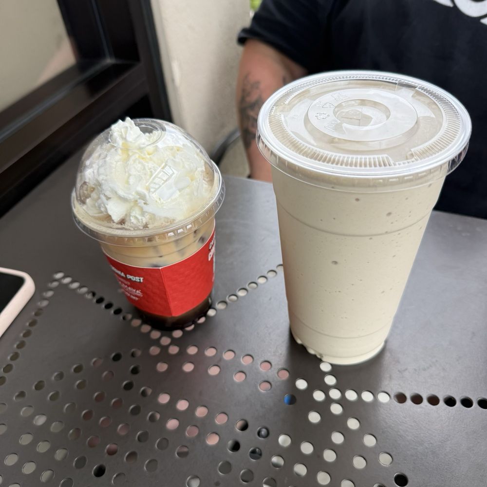 Linda's Coffee House - iced vanilla latte and protein shake - Donuts Near Me - Lake Forest, California