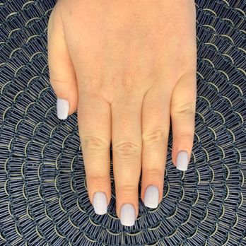 Queens Nail Boutique - Around my cuticles the powder is uneven and looks messy. My nails are still slanted. - Nail Salons Near Me - Deerfield, Illinois