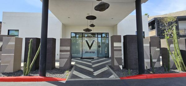 The V by null