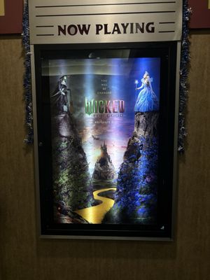 Picture Show at Bloomingdale Court by null