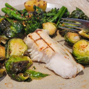 Pacific Catch - Both brussel sprouts and broccolini were under cooked and they were too hard to eat. - Sushi Bars Near Me - Santa Clara, California