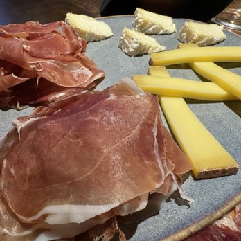 La Grande Cremerie - Meat and cheese plate - Wine Bars Near Me - Paris, 75 La Grande Cremerie - Meat and cheese plate - Wine Bars Near Me - Paris, 75