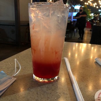 Boston's Restaurant & Sports Bar - Strawberry Melonade - Pizza Near Me - Irving, Texas