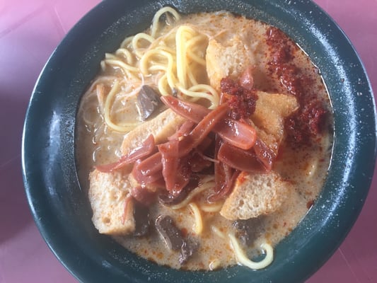 Air Itam Sister Curry Mee by null
