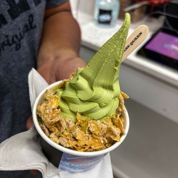 Thrills Soft Serve - Matcha Lavender with Frosted Flakes - Ice Cream & Frozen Yogurt Near Me - Honolulu, Hawaii Thrills Soft Serve - Matcha Lavender with Frosted Flakes - Ice Cream & Frozen Yogurt Near Me - Honolulu, Hawaii