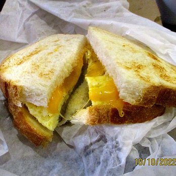 The Posh Bagel - My Egg & Sausage Breakfast Sandwich - Bagels Near Me - San Francisco, California The Posh Bagel - My Egg & Sausage Breakfast Sandwich - Bagels Near Me - San Francisco, California