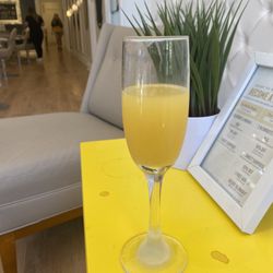Drybar Denver - Park Meadows - Mimosa at DryBar