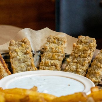 Lakeside Restaurant - Steak finger basket - New American Near Me - Madisonville, Texas Lakeside Restaurant - Steak finger basket - New American Near Me - Madisonville, Texas