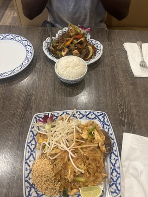Chili Thai Downtown Tacoma by null