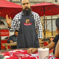 Cervezas con Elites - Dandonos la bienvenida.