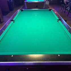 Turn 3 Sports Bar - Billiards