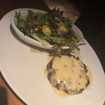 Seasons 52 - Naked Cheeseburger - New American Near Me - Memphis, Tennessee