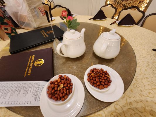 Grand Dynasty Chinese Seafood Restaurant by null