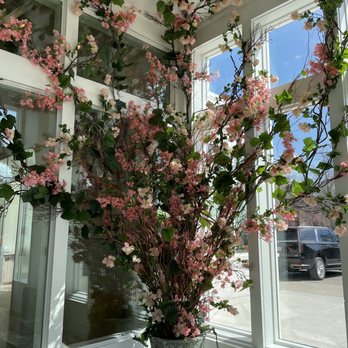 Mad Nice - Beautiful entrance - Italian Near Me - Detroit, Michigan Mad Nice - Beautiful entrance - Italian Near Me - Detroit, Michigan