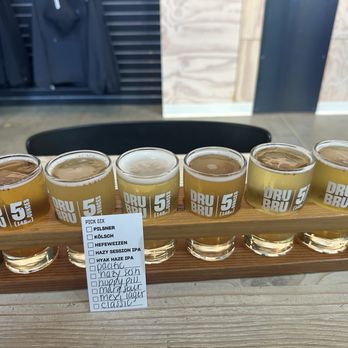 Dru Bru - Cle Elum - Flight as described - Brewpubs Near Me - Cle Elum, Washington