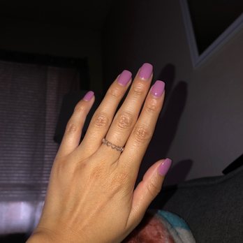 Gilroy Nails - Nail Salons Near Me - Gilroy, California