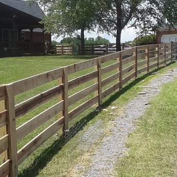 Atomic Fencing - 4 rail with welded wire - Fences & Gates Near Me Atomic Fencing - 4 rail with welded wire - Fences & Gates Near Me