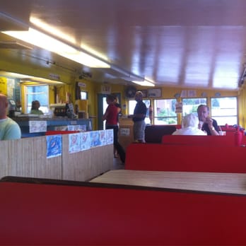 The Clam Castle - Interior - Seafood Near Me - Madison, Connecticut