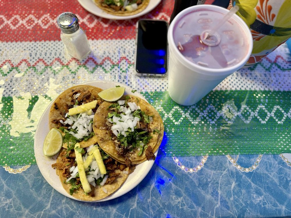 Tacos El Tio — Mexican restaurant in Bensenville